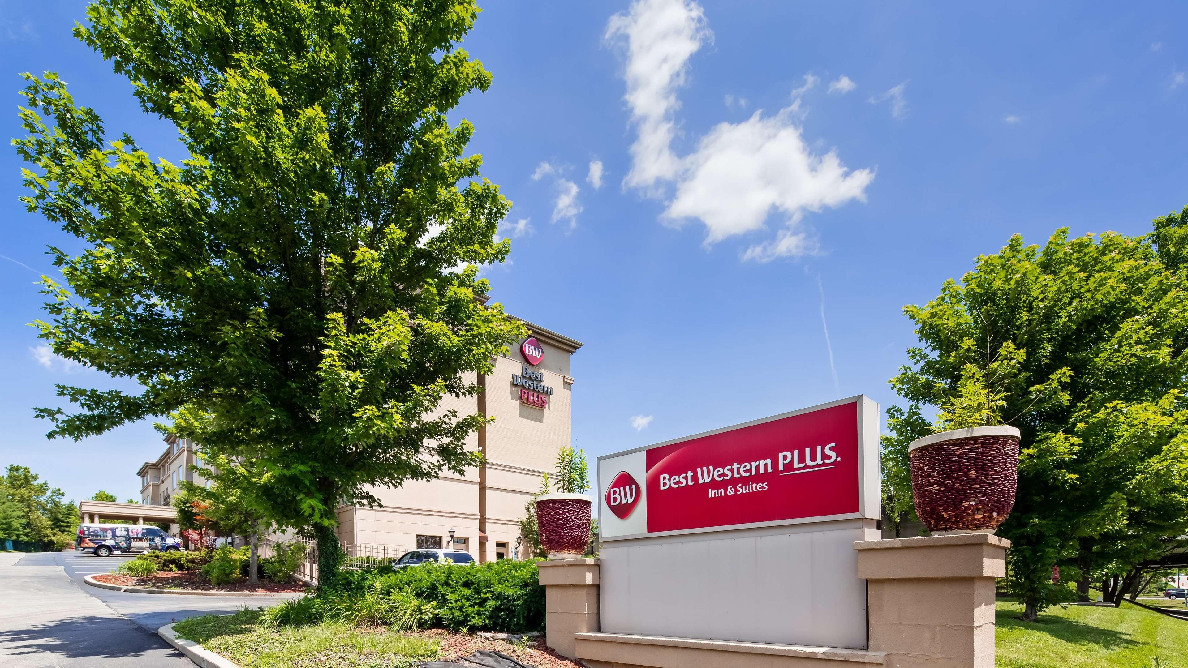 Best Western Plus Hannaford Inn & Suites Kenwood Экстерьер фото