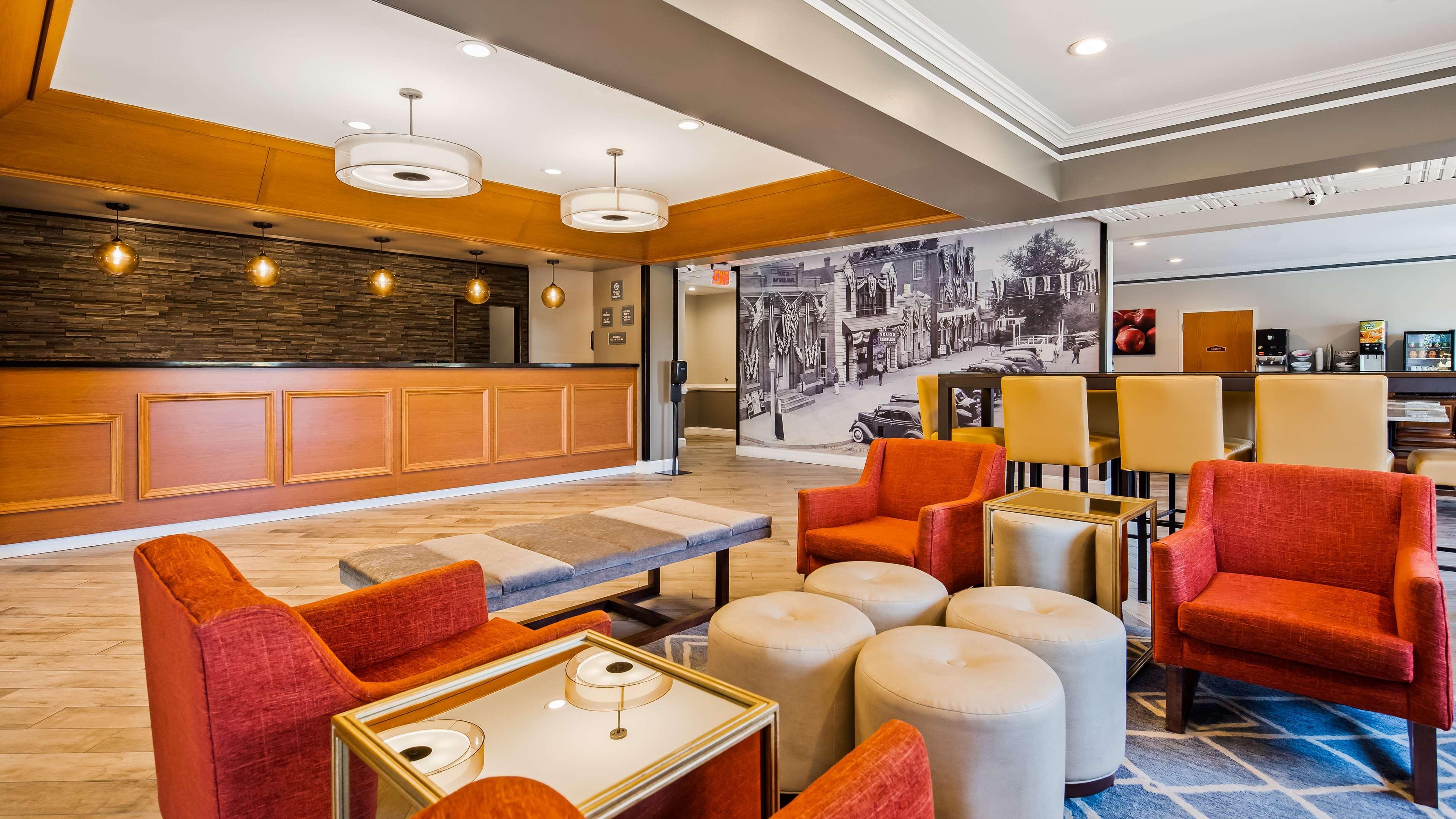 Best Western Plus Hannaford Inn & Suites Kenwood Экстерьер фото